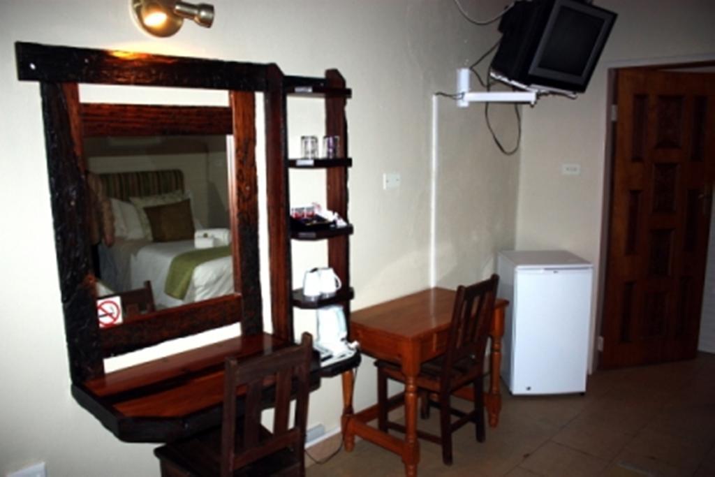 Croc River Lodge Коматипорт Экстерьер фото